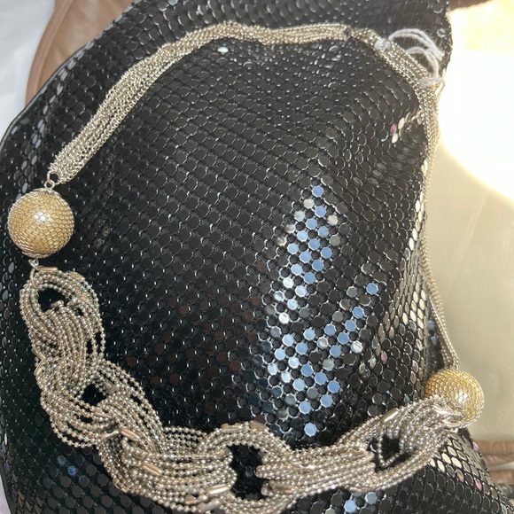 Uniquely designed Silvertone chain link and pearl necklace-24 inches long - Picture 5 of 7